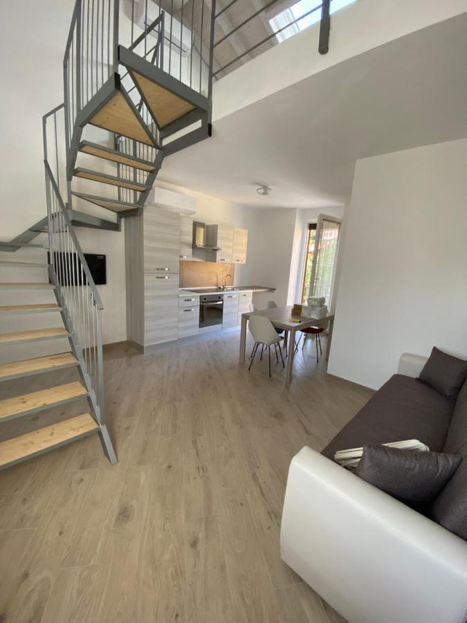 Around Lago Maggiore Apartments Reno Di Leggiuno 外观 照片