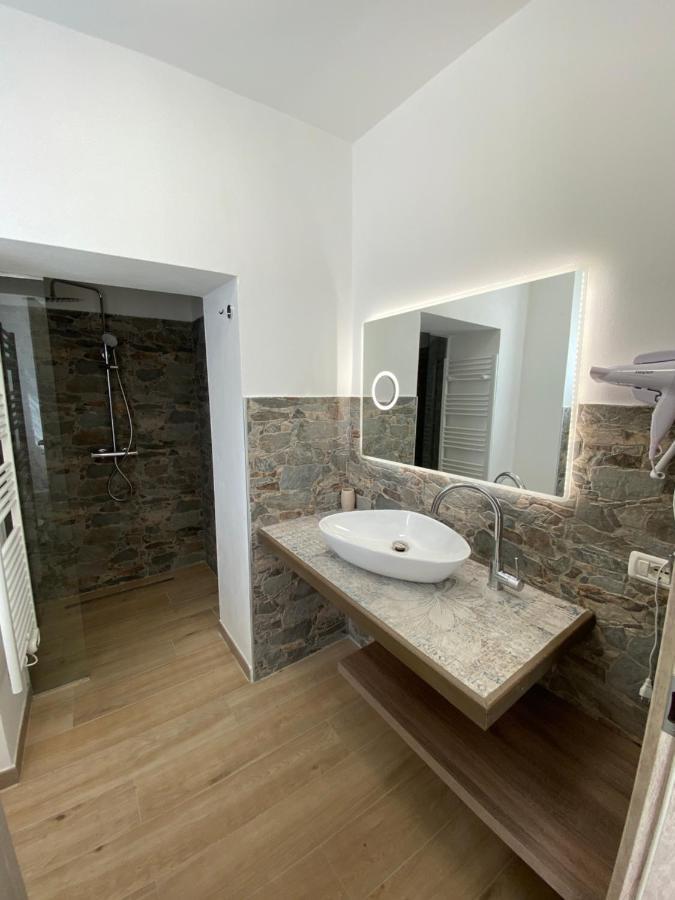 Around Lago Maggiore Apartments Reno Di Leggiuno 外观 照片