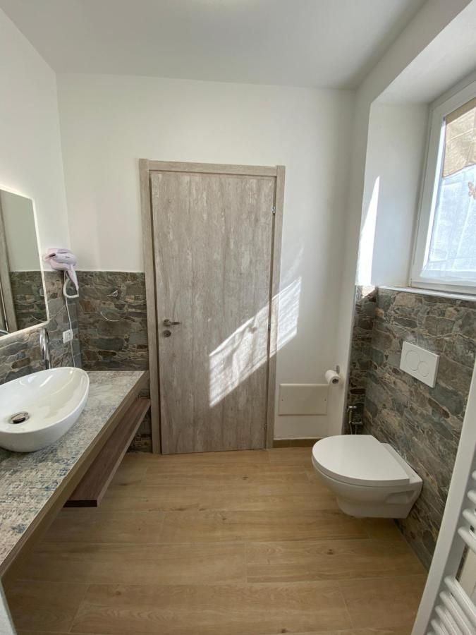 Around Lago Maggiore Apartments Reno Di Leggiuno 外观 照片
