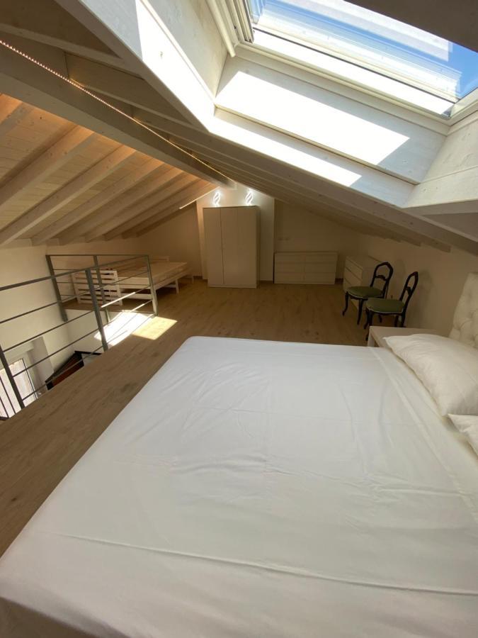 Around Lago Maggiore Apartments Reno Di Leggiuno 外观 照片